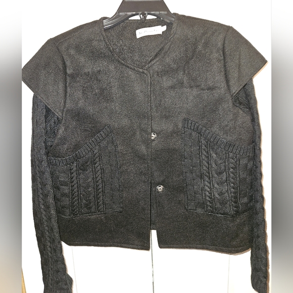 Heavy soft felt like jacket with knit sweater sleeves & pockets - Picture 1 of 6